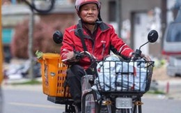 Chủ tịch Trung Quốc "giả nghèo" làm shipper suốt 7 năm: Trở thành "nhân viên giao hàng 5 sao", danh tính chỉ bại lộ khi nhờ đồng nghiệp chuyển nhà