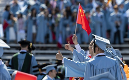 Sinh viên Trung Quốc 'mua suất' vào các trường đại học ưu tú Mỹ: Đầy rủi ro!
