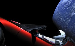 Chiếc Tesla Elon Musk phóng lên vũ trụ giờ đang ở đâu?