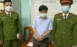 Bắt GĐ CDC Thừa Thiên Huế, người từng nói "Công ty Việt Á cho tôi dù một ly cà phê, tôi đi tù cũng xứng đáng"
