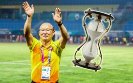 Quay ngược "đồng hồ cát", HLV Park Hang-seo làm một việc lớn cho bóng đá Việt Nam