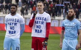 Lý do đằng sau việc cầu thủ Thổ Nhĩ Kỳ kiên quyết không mặc áo ủng hộ Ukraine