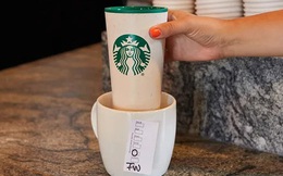 Loại cốc giấy 'biểu tượng' của Starbucks sắp biến mất