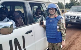 Làm nhiệm vụ đặc biệt ở châu Phi, cô gái Việt khiến quân đội nước bạn nể sau một thử thách