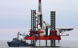 Giá dầu lại 'biểu tình': Dầu Brent vượt mốc 120 USD/thùng