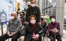 Hàn Quốc: Bùng nổ ngành công nghiệp chăm sóc người già neo đơn, nở rộ các startup phục vụ cho xã hội siêu già
