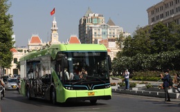 Vinbus khai trương tuyến buýt điện đầu tiên tại TPHCM, chạy hơn 16 tiếng mỗi ngày, 20 phút/chuyến, vé 7.000 đồng/lượt