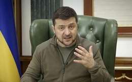 Tổng thống Ukraine quyết định NÓNG "trảm" hai tướng hàng đầu vì phản bội