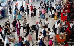 Sân bay Nội Bài, ga Hà Nội đón lượng khách cao kỷ lục dịp nghỉ lễ Giỗ Tổ Hùng Vương