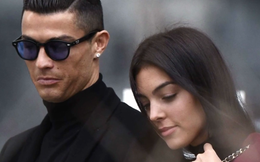 Con trai Ronaldo qua đời