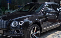 Mang nhiều chi tiết cá nhân hóa, chiếc Bentley Bentayga này dù cũ vẫn có giá lên tới hơn 15 tỷ đồng