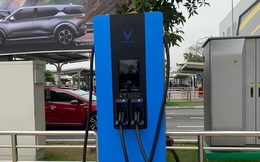 Trạm sạc xe điện siêu tốc của VinFast xuất hiện tại Việt Nam, công suất ngang ngửa Supercharger của Tesla