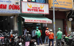 Sau vụ "bánh mì xẻ đôi, Huynh - Hoa" đại chiến, hai tiệm bánh mì hot nhất Sài Gòn giờ sao?