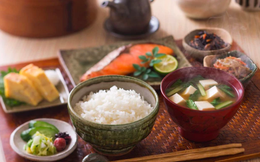 'Nở rộ' các chế độ ăn đặc biệt: Bác sĩ chỉ ra sai lầm cần tránh và bài học từ Nhật Bản