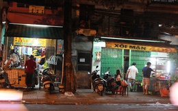 Kỳ lạ tiệm xôi nhà xác giữa lòng Sài Gòn: Khung cảnh đượm chất u tịch, vừa ăn vừa run nhưng hơn 40 năm vẫn tấp nập người xếp hàng