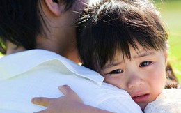 7 biểu hiện cho thấy cha mẹ bao bọc trẻ quá mức, 9/10 phụ huynh Việt sửng sốt nhận ra đang nuôi con sai cách!