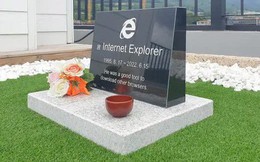 Vừa bị khai tử, Internet Explorer đã được "dựng mộ" tiếc thương tại Hàn Quốc, đọc dòng chữ tri ân khiến ai cũng cảm thán