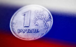 Tại sao đồng Ruble lên cao nhất 7 năm dù Nga khó bán dầu mỏ?