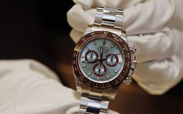 Bloomberg: Mua bán đồng hồ 'second hand' còn lãi hơn đầu tư vàng, ô tô hay cổ phiếu công nghệ