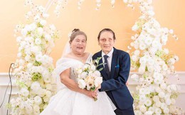 Người phụ nữ mồ côi 'nuôi đủ 5 con với 1 chồng', 54 năm kết hôn mới chụp tấm ảnh cưới đầu tiên