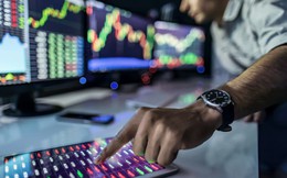 Các chuyên gia đánh giá về cơ hội đầu tư nửa cuối năm 2022: Thị trường chứng khoán đã chạm đáy để đầu tư hay chưa?