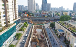 Dự án hầm chui Lê Văn Lương: Đã đục thông hai ống hầm, dự kiến 'về đích' trong tháng 10