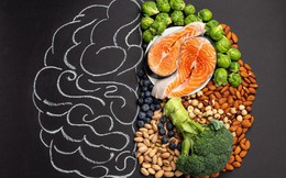 Chuyên gia dinh dưỡng và não bộ của Harvard: Tránh 5 loại thực phẩm ‘quen mặt’ khiến bạn mệt mỏi và căng thẳng