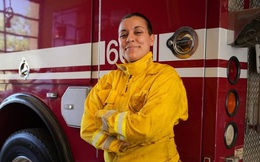 Luật sư kiêm lính cứu hỏa: Thay đổi ở tuổi 36 để thấy mình 'có một cuộc sống thật sự'