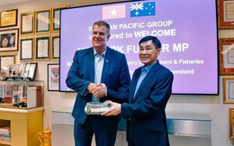 Ông Johnathan Hạnh Nguyễn bàn phát triển dịch vụ vận tải hàng hóa bằng máy bay với Úc