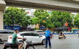 Bỡ ngỡ ngày đầu tách làn ôtô, xe máy trên đường Nguyễn Trãi