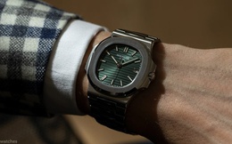 Bí mật nào 'núp' sau Patek Philippe Nautilus, chiếc đồng hồ cửa sổ tàu biển có mức giá trên đỉnh cao phi lý?