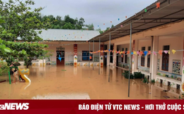 Hơn 380 trường cho học sinh nghỉ do ngập lụt