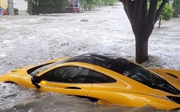 Siêu bão tại Mỹ nhấn chìm xe sang hàng triệu USD