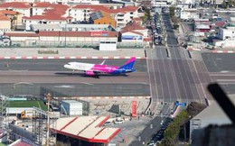 Sân bay Gibraltar - Đường băng duy nhất trên thế giới giao nhau với một con đường