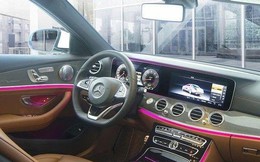 Nữ luật sư giao 1 triệu USD tiền 'chạy án' trên xe Mercedes