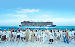 "Chi đậm" 3 tỷ cho tiệc tất niên, công ty tri ân và gắn kết nhân viên bằng chuyến nghỉ dưỡng trên siêu du thuyền Singapore