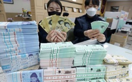 Hàn Quốc phát hành tiền mới để người dân đổi tiền lì xì