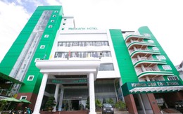 Thêm một doanh nghiệp trên sàn bị ngân hàng siết nợ: Sở hữu chuỗi nhà hàng, khách sạn có tiếng ở Tây Nguyên, toàn bộ hội đồng quản trị không nắm giữ cổ phần