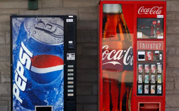 Coca Cola thắng thế Pepsi trong năm 2023: Bài học từ chiến lược tập trung và nhượng quyền đóng chai