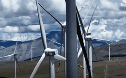 Trung Quốc khiến thế giới ngỡ ngàng khi ‘trồng’ turbine gió trên mây: Vị trí cao kỷ lục 5.200m, 140.000 hộ gia đình đủ điện dùng cả năm, giảm thiểu 60.000 tấn than/năm