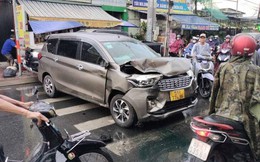 Tai nạn liên hoàn nghiêm trọng ở Thủ Đức, xe nằm la liệt