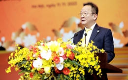 Chủ tịch SHB Đỗ Quang Hiển xúc động tiết lộ "người thầy" dậy kinh doanh xuất nhập khẩu, giúp ông xây cơ đồ như ngày nay