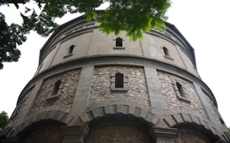 Tháp nước Hàng Đậu “lột xác” thành không gian nghệ thuật độc đáo giữa Hà Nội