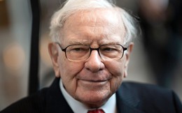 Warren Buffett tích trữ kỷ lục 157 tỷ USD tiền mặt, bán hàng loạt cổ phiếu từng nắm giữ dài hạn: Chuyện gì đang xảy ra?