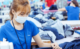 Khi nhiều "đồng nghiệp" sa thải công nhân, chật vật tồn tại vì đơn hàng đứt gánh, một doanh nghiệp dệt may ở Thái Nguyên vẫn thu hơn 6.000 tỷ đồng sau 10 tháng