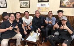 CEO VNG cùng CEO Tập đoàn chip hơn 1.000 tỷ USD của Mỹ  đi ăn uống tại quán vỉa hè Hà Nội