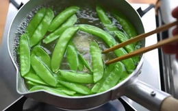 4 loại rau không chần qua nước sôi trước khi nấu giống như uống ‘thuốc độc’