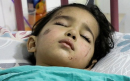 Bé trai 3 tuổi mất cả gia đình trong trận động đất kinh hoàng ở Syria
