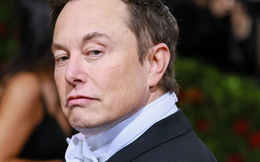 Elon Musk chính thức tăng tốc 'cực căng' để giành lại ngôi vị giàu nhất thế giới, khoảng cách với top 1 chỉ còn 3 tỷ USD