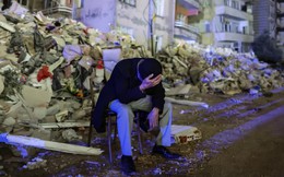 Hiện trường đau lòng khi Thổ Nhĩ Kỳ tiếp tục hứng chịu động đất kép sau 2 tuần kể từ thảm họa khiến 47.000 thiệt mạng